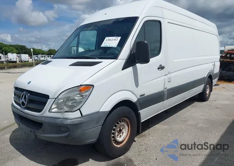 2012 Mercedes-Benz Sprinter 2500 High Roof z USA, uszkodzony, nr VIN WD3PE8CB8C5694711